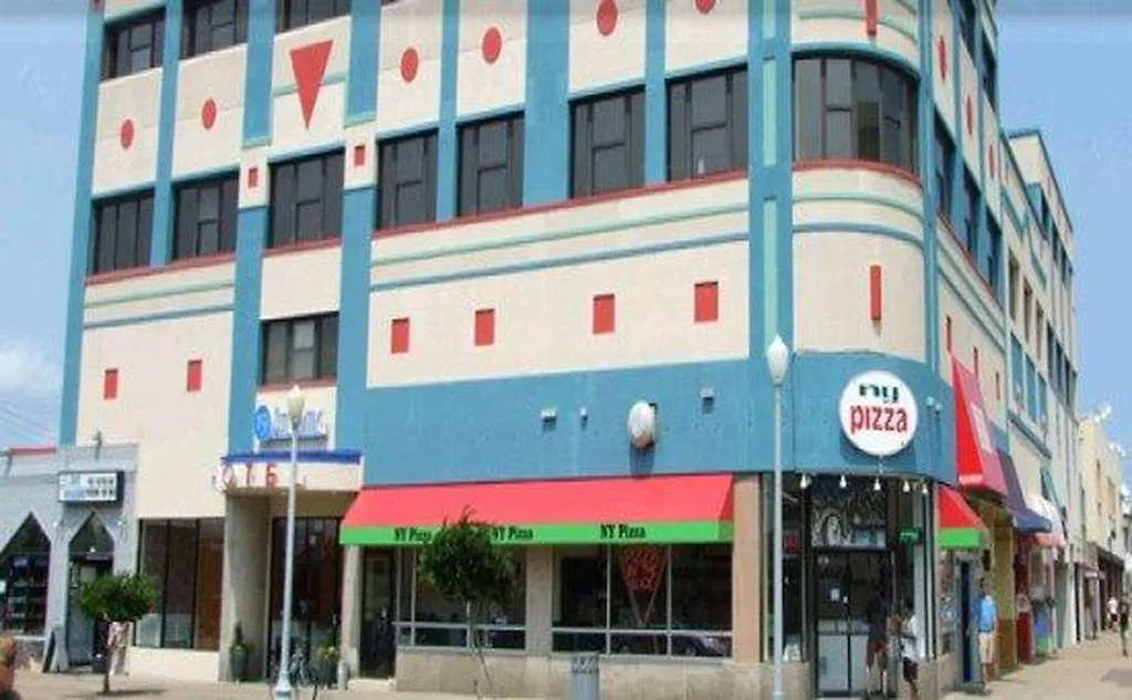 19 Atlantic Hotel Virginia Beach