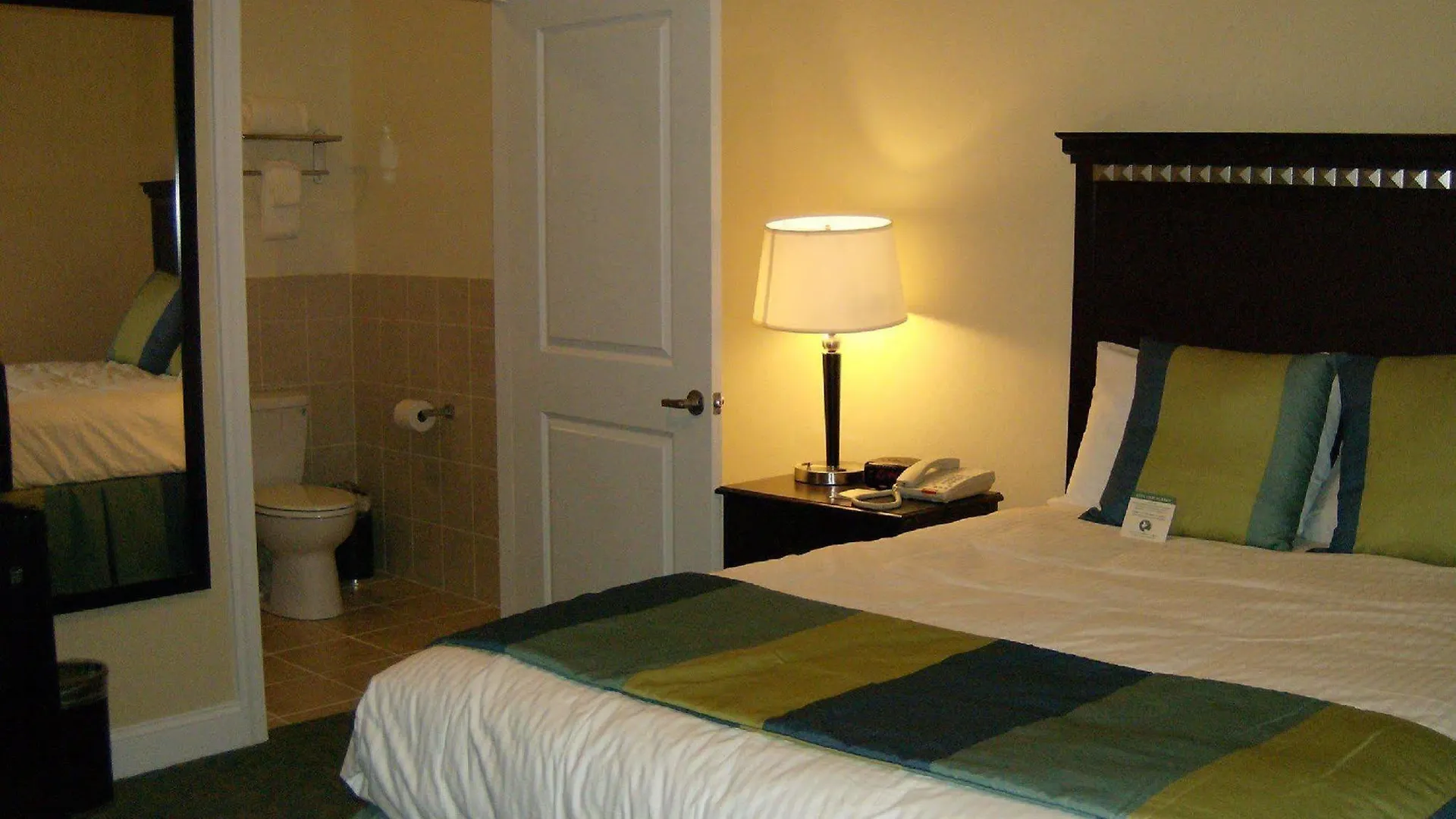 19 Atlantic Hotel Virginia Beach